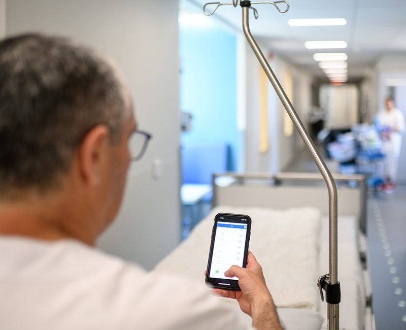 Mobile task management for hospital portering and internal logistics.